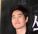[BZ포토] 유지태, 은은한 미소에 심쿵!