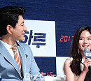 [BZ포토] 김명민, '우리 딸 잘한다~'
