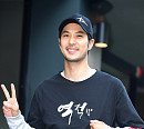 [BZ포토] 김지석, '역적' 티셔츠 입고 종방연 참석