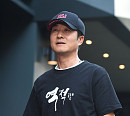 [BZ포토] 김상중, '역적' 종방연에 제가 빠지면 안 되죠~