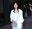 [BZ포토] 채수빈, 롱스커트로 완성한 종방연 패션