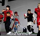 [BZ포토] 에이스, 꿈에 그리던 데뷔 무대