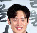 [BZ포토] 이제훈, '박열'로 연기 변신