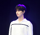 [BZ포토] 아스트로 차은우, 만화보다 더 만화같은 외모