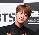 [BZ포토] 방탄소년단 진, 빌보드 삼킨 비주얼~