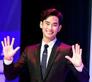 [BZ포토] 김수현, 반할 수 밖에 없는 미소