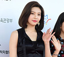 [BZ포토] 레드벨벳 조이, 치명적인 레드립