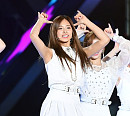 [BZ포토] 트와이스 쯔위, '시그널 보내~'
