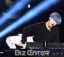 [BZ포토] 태민, 황홀한 바닥 댄스