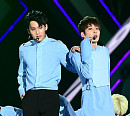 [BZ포토] 세븐틴 민규-원우, 훈훈한 투샷