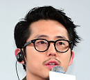 [BZ포토] 스티븐 연, 안경도 잘 어울리죠?