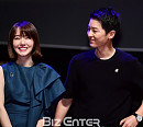[BZ포토] 송중기, 이정현 바라보는 달콤한 눈빛