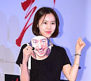 [BZ포토] 김예원, 부러질듯한 팔목