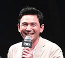 [BZ포토] 황정민, '군함도' 분위기 메이커