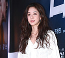 [BZ포토] 정려원, '리얼' 대박 나세요~