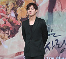 [BZ포토] 오민석, 강렬한 녹색 슈트