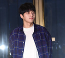 [BZ포토] 인피니트 엘, 수수한 차림에도 빛나는 외모