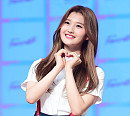 [BZ포토] 페이버릿 아라, 상큼발랄 손하트