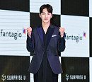 [BZ포토] 서프라이즈U 지건우, 파이팅 외치는 신인의 패기