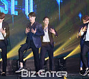 [BZ포토] 서프라이즈U, 쉽지 않은 '칼군무'