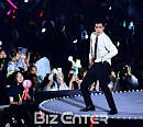 [BZ포토] 유노윤호, 과감한 골반댄스