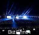 [BZ포토] 비와 더위 무찌르고 상암벌 가득 채운 SMTOWN