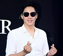 [BZ포토] 우지원, '손하트 귀엽게'