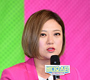 [BZ포토] 김숙, 박나래 구별법 '웃을 때 보조개 쏙~'