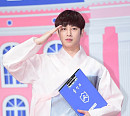 [BZ포토] 김희철, '은혁아 제대 축하해~'