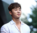[BZ포토] 박서준, 고동만의 수줍음 가득 미소