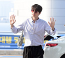[BZ포토] 박해진, 팬들에게 따뜻한 인사