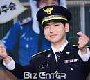 [BZ포토] 이주승, '하트 받아주실거죠?'