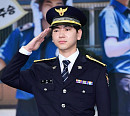[BZ포토] 이주승, '각 제대로 잡힌 막내순경'