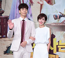 [BZ포토] 신성록-이소연, 화려한 비주얼 커플