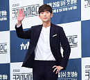 [BZ포토] 이준기, 한류스타의 손짓