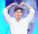 [BZ포토] 박서준, 집에서 챙겨온 빅하트