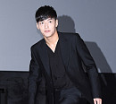 [BZ포토] 강하늘, 영화처럼 멋진 등장