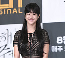 [BZ포토] 서예지, 내린 앞머리 '더 작아보이는 얼굴'
