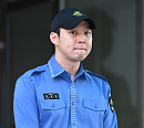 [BZ포토] 소집해제 박유천, 붉어진 눈시울