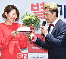 [BZ포토] 남성진, 별거중인 아내 김지영 위한 깜짝 생일축하