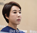[BZ포토] 강수연, '부산국제영화제 끝까지 계속 돼야 해'