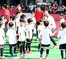 [BZ포토] 데이비드 베컴, 꿈나무들과 즐거운 축구교실