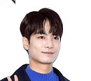[BZ포토] 뉴이스트W JR, '잘생김 묻었네~'