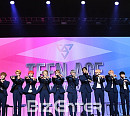 [BZ포토] 세븐틴, 박력 넘치는 단체인사