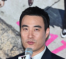 [BZ포토] 배성우, "코믹한 대사는 대본 속에... 흐름에 신경 써"