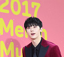 [BZ포토] 워너원 황민현, 지나친 잘생김