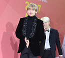 [BZ포토] 방탄소년단 뷔, '나만 따라와'