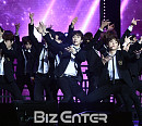 [BZ포토] 더보이즈, 무대 꽉 채우는 12명