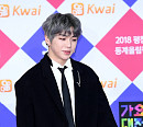 [BZ포토] 워너원 강다니엘, '퇴장도 멋지게'