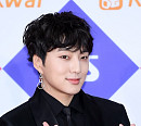 [BZ포토] 위너 강승윤, '하트 받아주실거죠?'